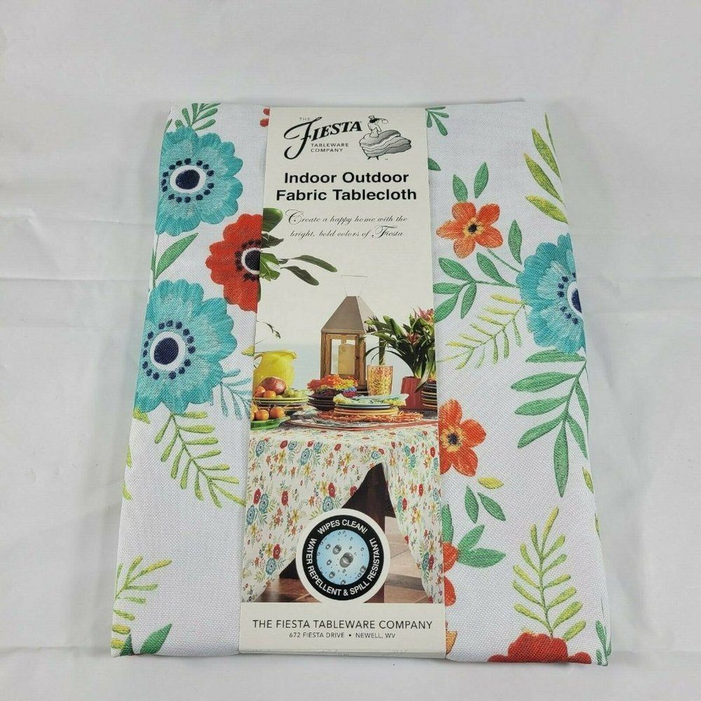 NEW Fiesta Indoor/Outdoor Fabric Tablecloth  60" x 84"  (6-8 ppl)